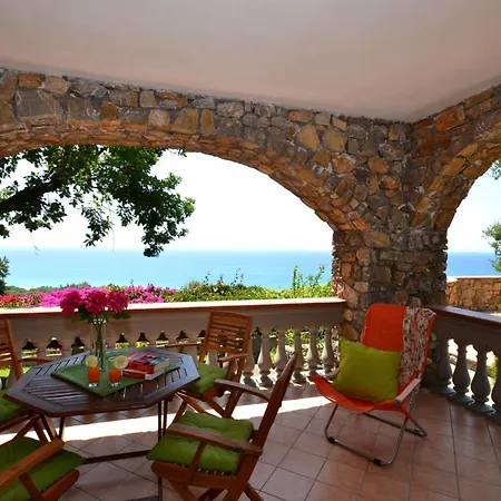 Casa de férias Traumvilla Mit Panoramapool By Interhome Vibonati
