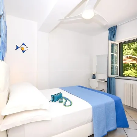 Traumvilla Mit Panoramapool By Interhome